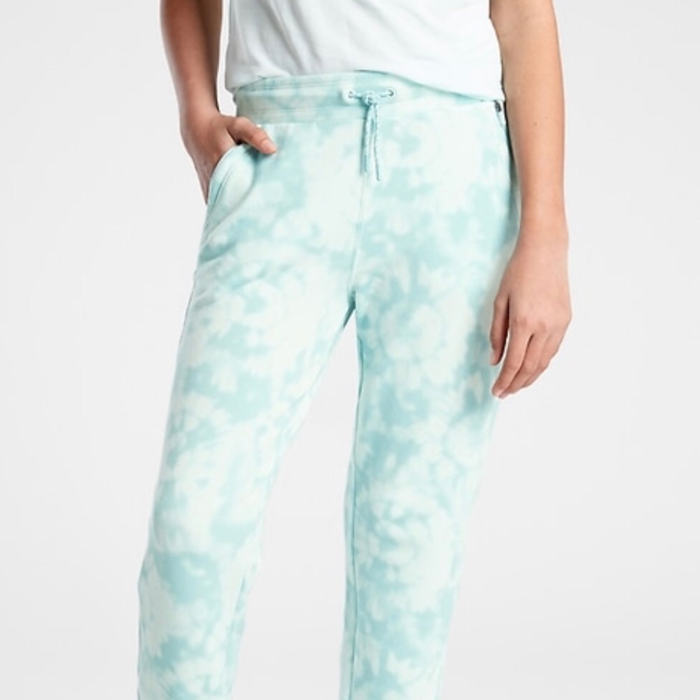 Athleta GIRLS Warm Up Jogger in Marine Halcyon